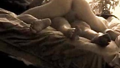 Gadis kumpulan bokep sedarah cantik tato