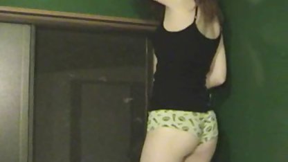 Anak-anak terlihat baik-Euro porn, kumpulan bokep rar Barbara menggoda dia tampan nanti.