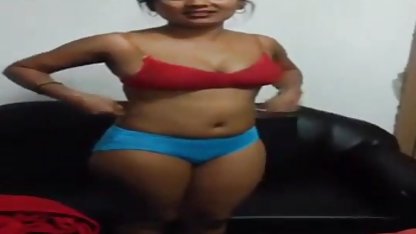 Zoom UND eine Schwarze Deutsche fingert kumpulan bokep hot